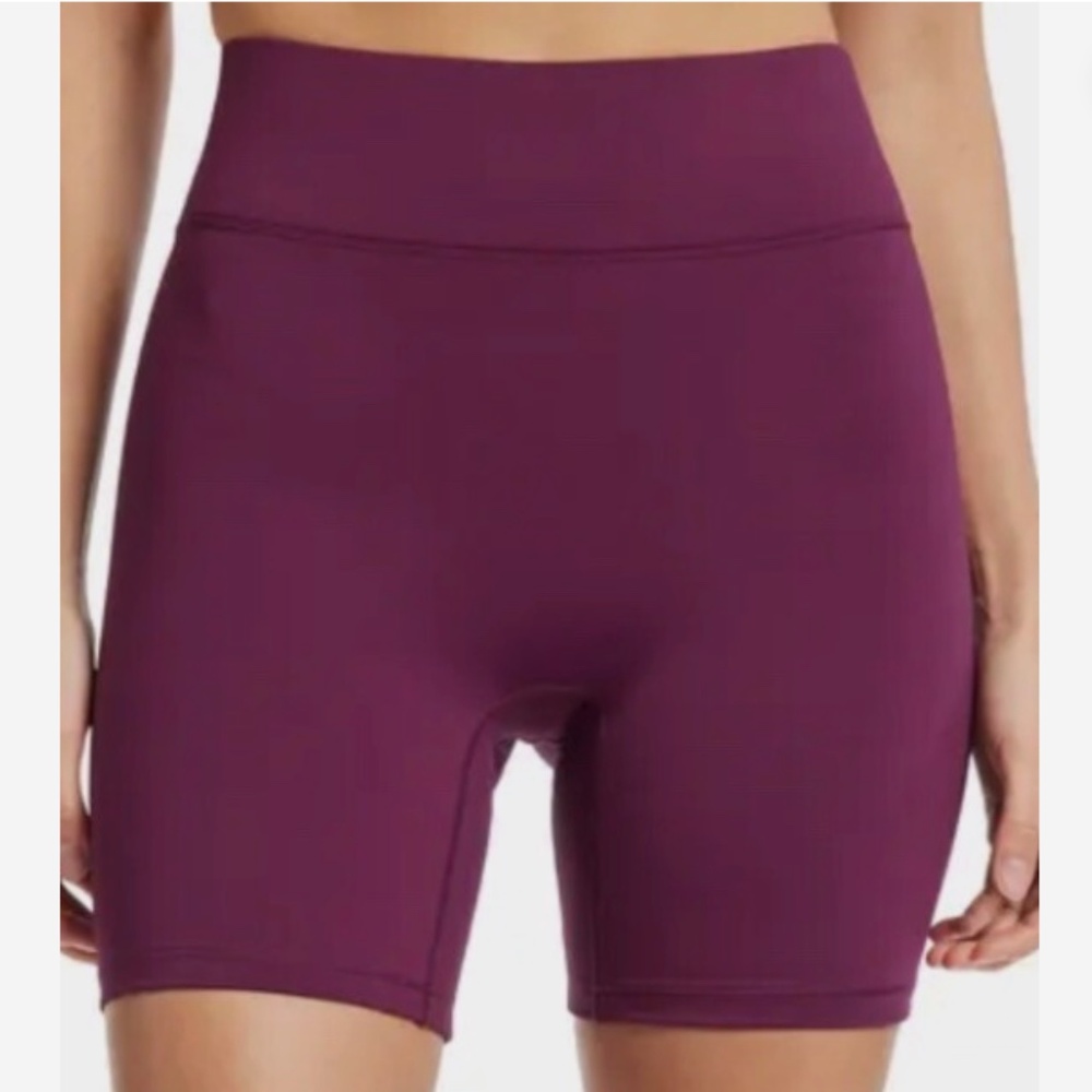 Bandier Center Stage High Waist Bike Shorts 6 in Pickled Beet NWOT